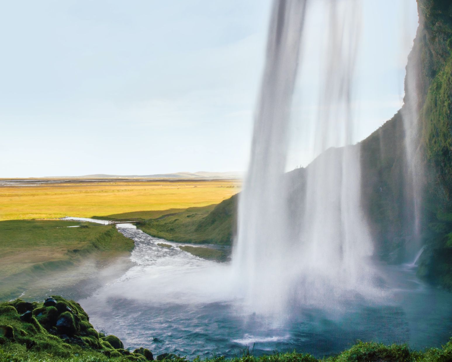 7 seljalandsfoss waterfalls you can walk behind iceland map winter skogafoss